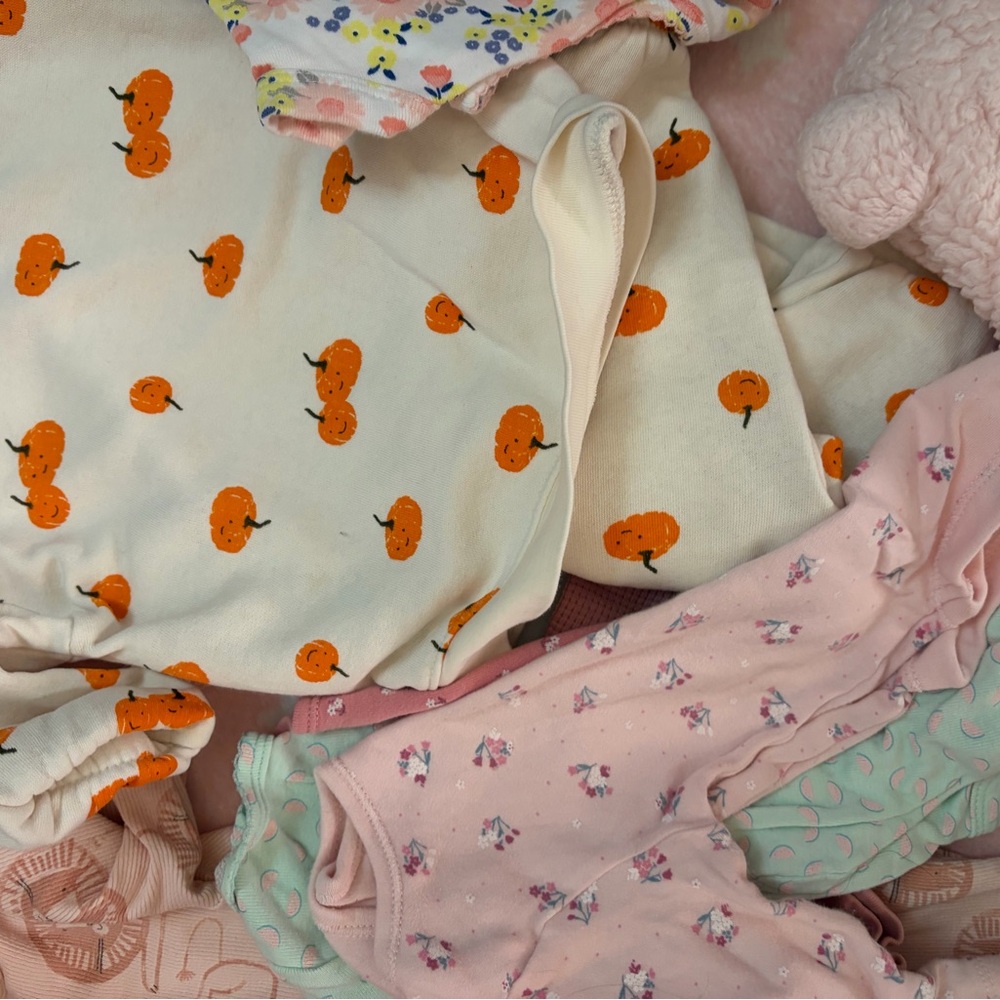 Baby Girl Bundle - 25 pieces guaranteed. Mixed surprise bundle. - Picture 7 of 8